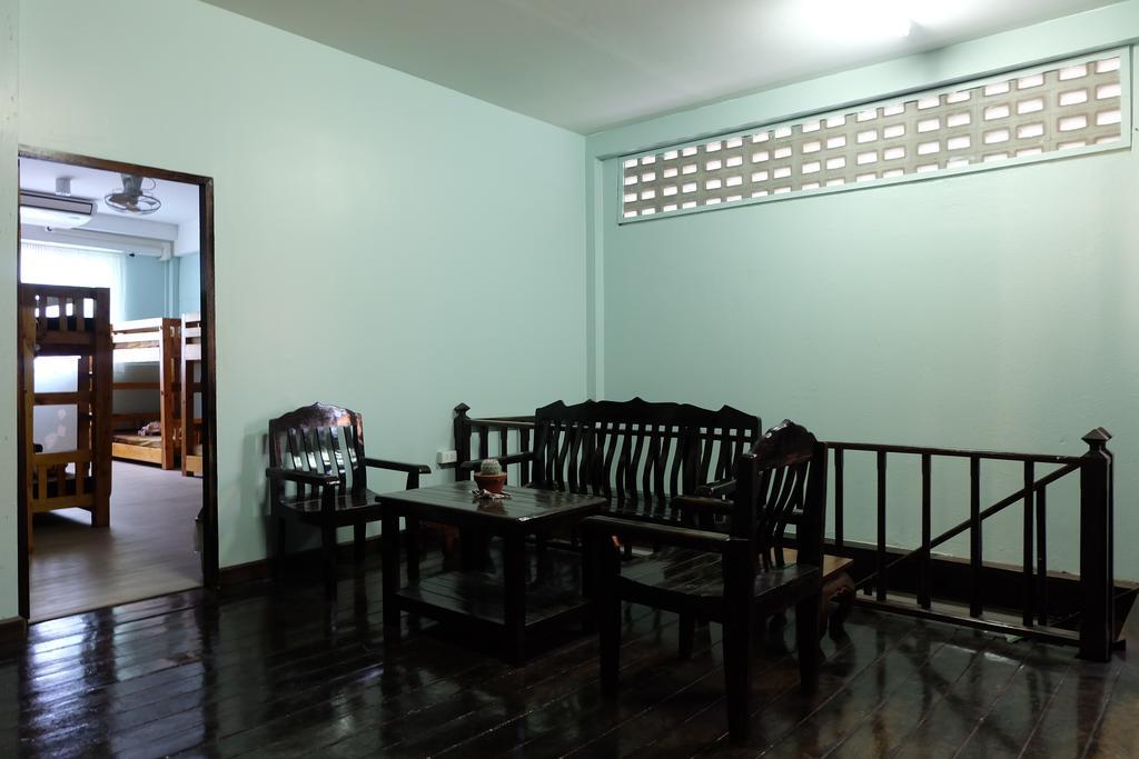Top Best Hostel Chiangmai Чиангмай Экстерьер фото