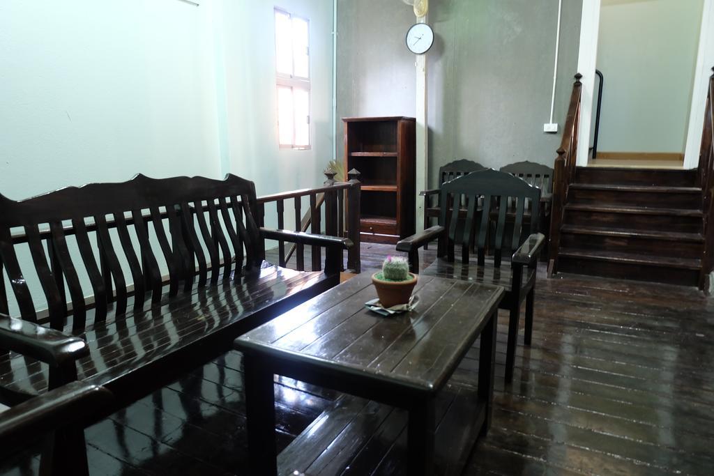 Top Best Hostel Chiangmai Чиангмай Экстерьер фото